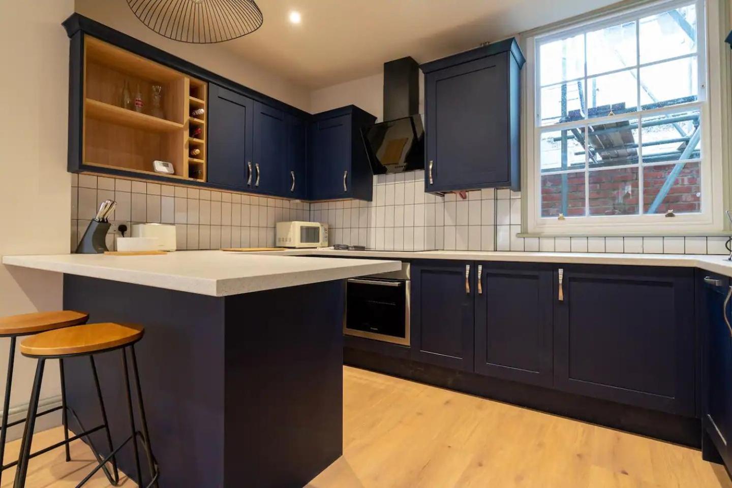 فيلا Pass The Keys Stylish Grade II Listed House كيلتنهام المظهر الخارجي الصورة