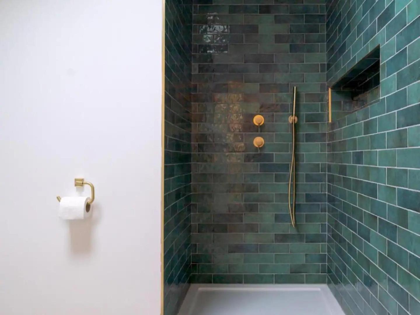 فيلا Pass The Keys Stylish Grade II Listed House كيلتنهام المظهر الخارجي الصورة